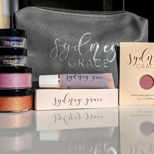 Sydney Grace 8pc New Makeup Set!